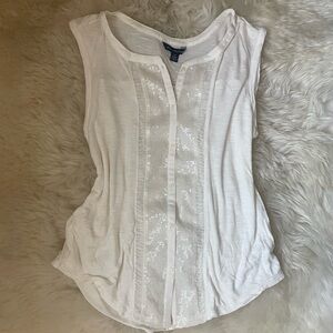 Vintage American eagle outfitters white sequin sleeveless button shirt / top